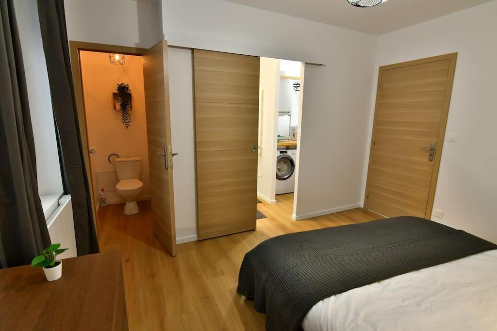 Le 46 - T2 rénové, confortable proche centre-ville Montluçon Exterior foto